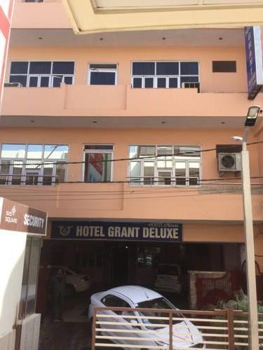 Hotel Grant Deluxe Meerut Bagian luar foto